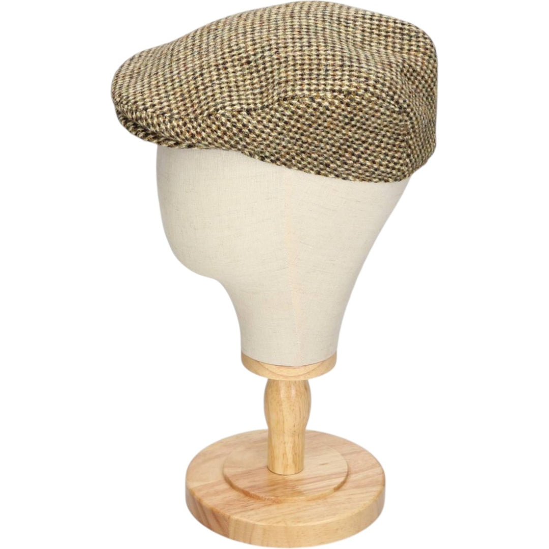 Vintage Harris Tweed hunting cap, made in England, one size fits all. wool Khaki type Vintage Second Hand