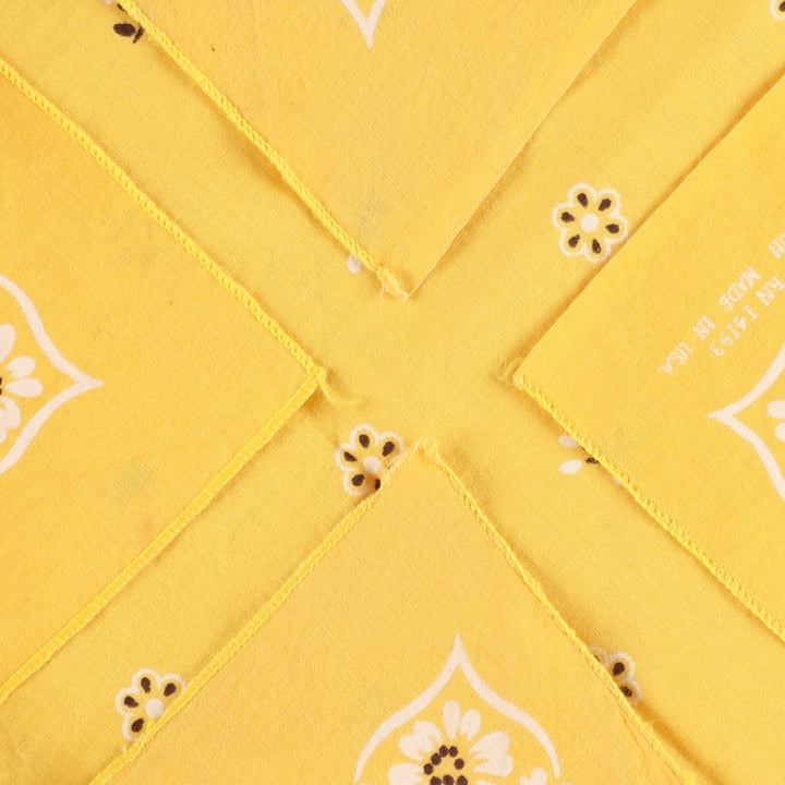 60s-70'S all-over floral print bandana, single selvedge, made in USA, vintage. cotton yellow type Vintage Second Hand