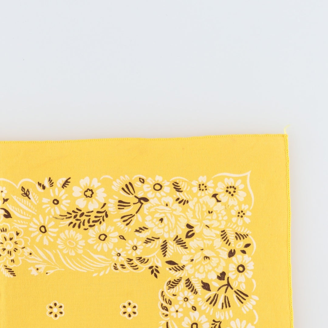 60s-70'S all-over floral print bandana, single selvedge, made in USA, vintage. cotton yellow type Vintage Second Hand