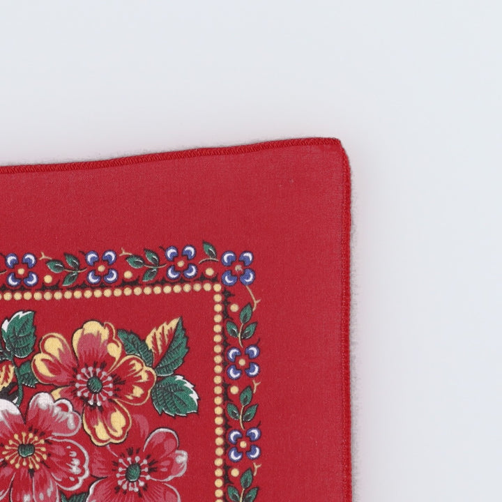 70'S all-over floral print bandana, made in USA, vintage. cotton red type Vintage Second Hand