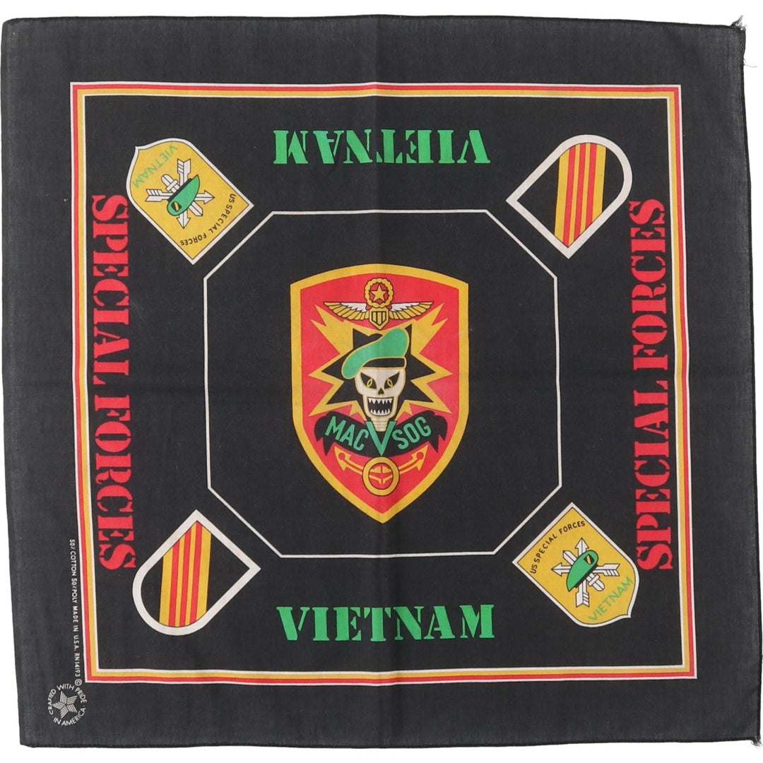80s-90'S all-over print bandana, made in USA, vintage. cotton black type Vintage Second Hand