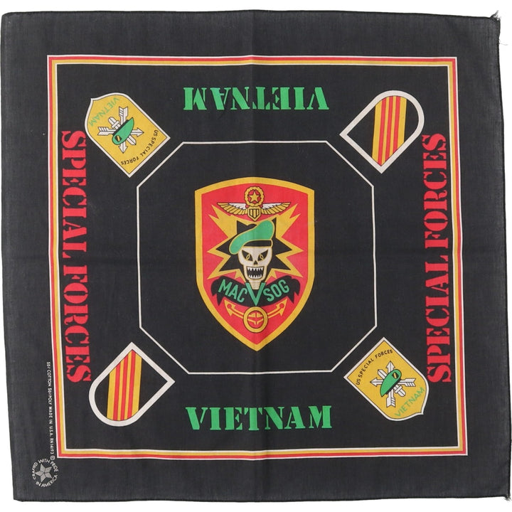 80s-90'S all-over print bandana, made in USA, vintage. cotton black type Vintage Second Hand
