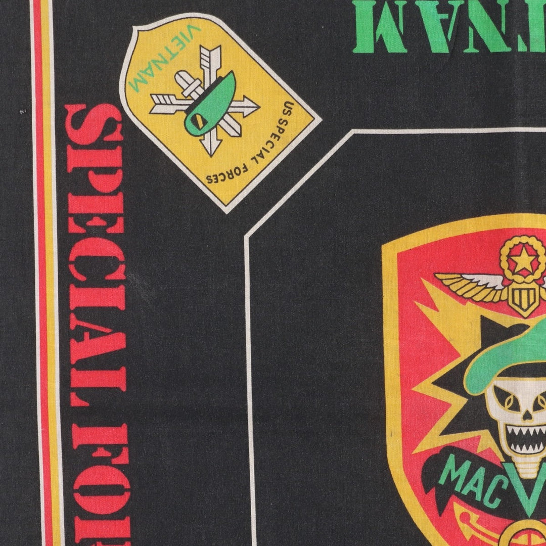 80s-90'S all-over print bandana, made in USA, vintage. cotton black type Vintage Second Hand