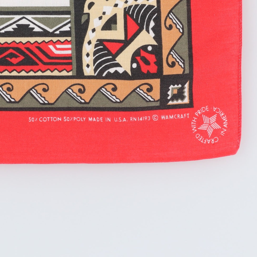 80s-90'S all-over Native American pattern bandana, made in USA, vintage. cotton red type Vintage Second Hand