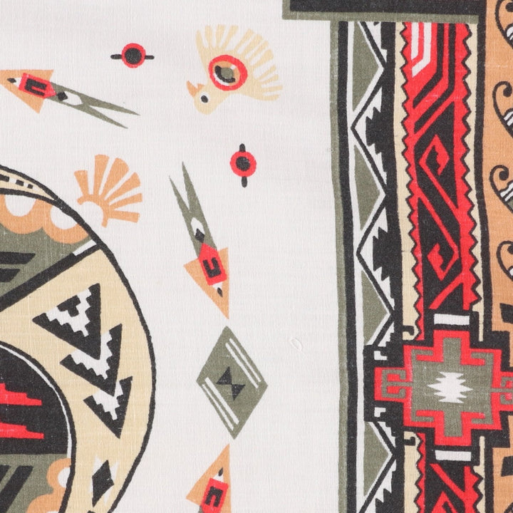 80s-90'S all-over Native American pattern bandana, made in USA, vintage. cotton red type Vintage Second Hand
