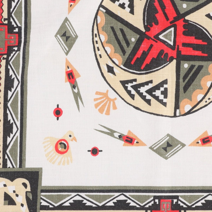 80s-90'S all-over Native American pattern bandana, made in USA, vintage. cotton red type Vintage Second Hand