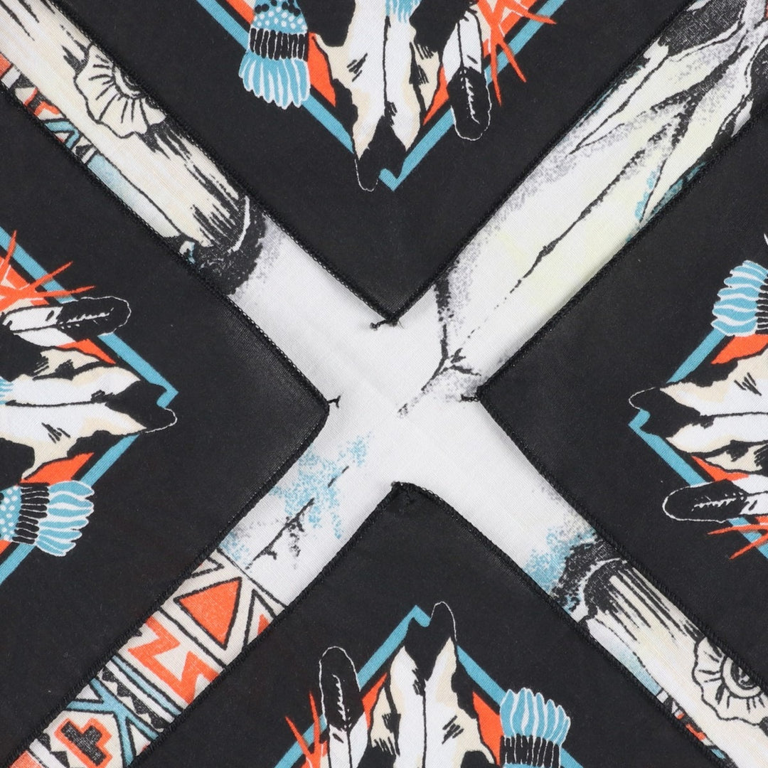 80s-90'S all-over Native American pattern bandana, made in USA, vintage. polyester black type Vintage Second Hand