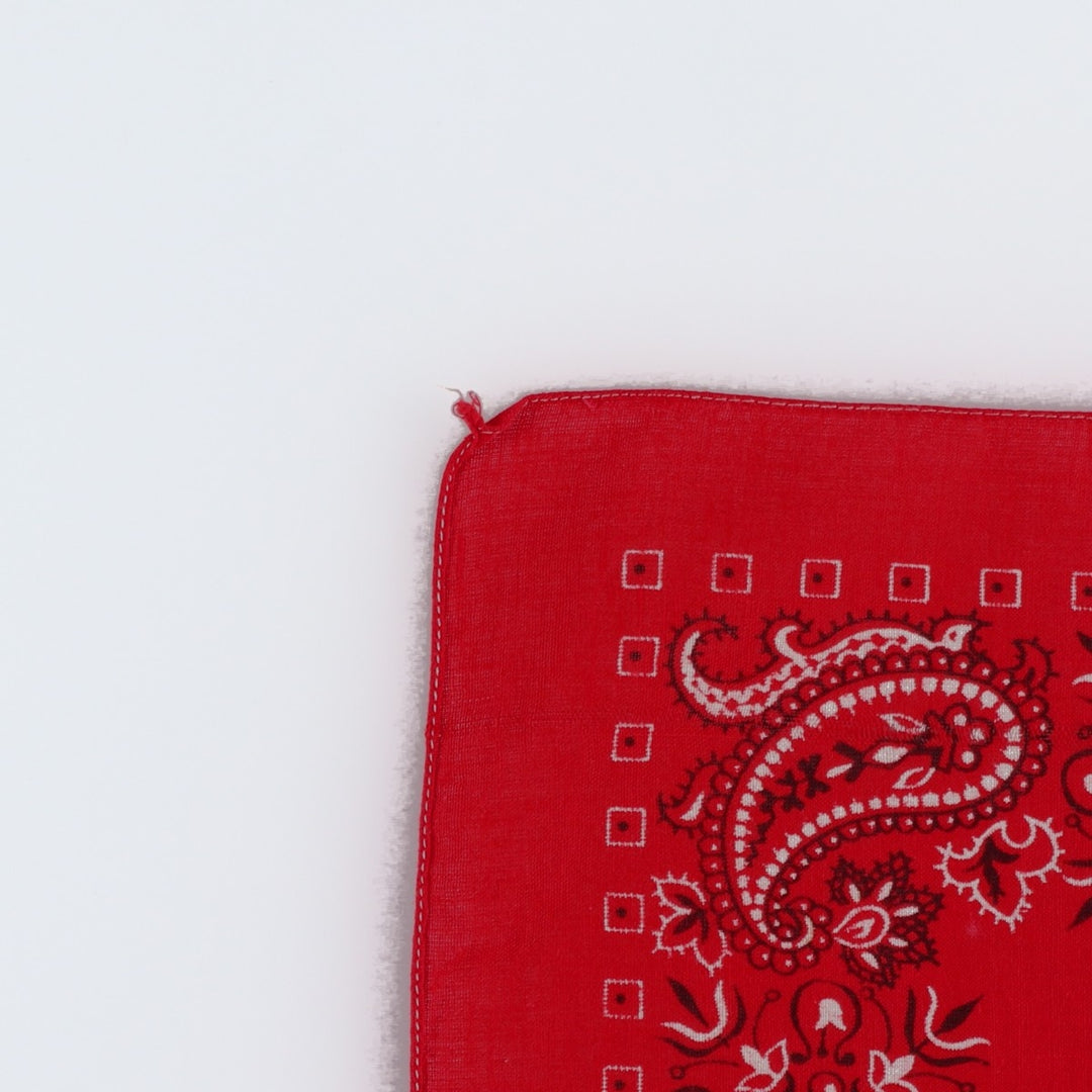 60s-70'S all-over paisley pattern bandana, one selvedge, vintage. cotton red type Vintage Second Hand