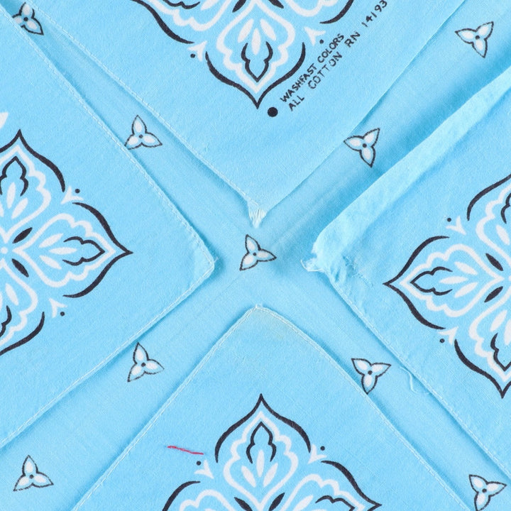 60s-70'S all-over clover pattern bandana, one selvedge, vintage. cotton Blue type light blue Vintage Second Hand