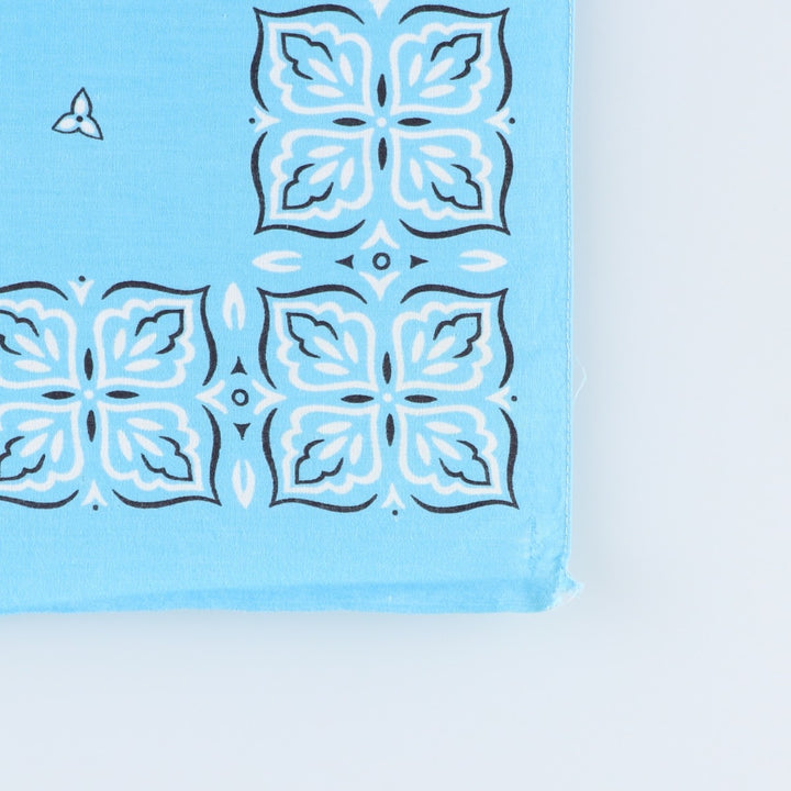 60s-70'S all-over clover pattern bandana, one selvedge, vintage. cotton Blue type light blue Vintage Second Hand
