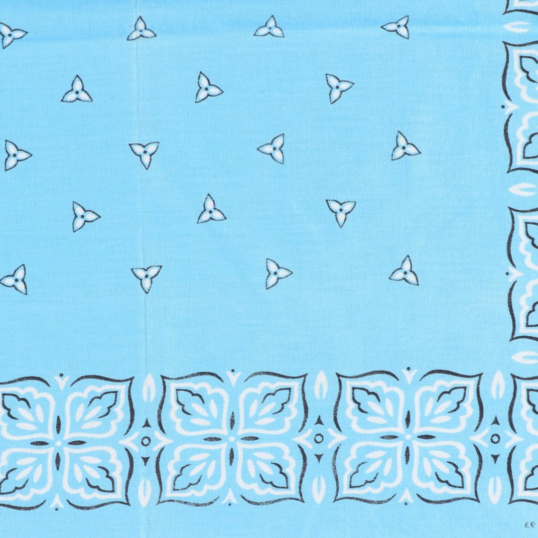 60s-70'S all-over clover pattern bandana, one selvedge, vintage. cotton Blue type light blue Vintage Second Hand