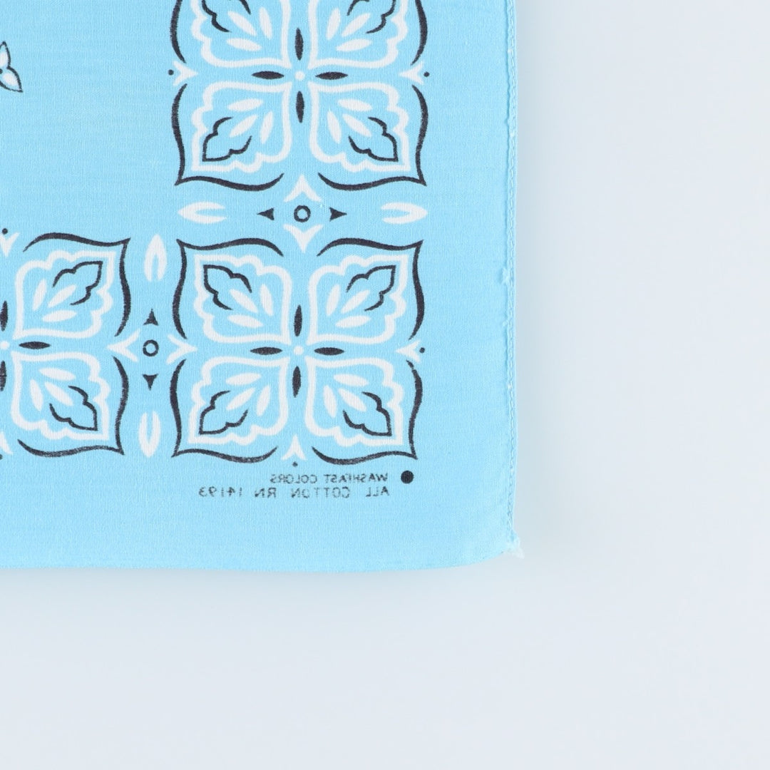 60s-70'S all-over clover pattern bandana, one selvedge, vintage. cotton Blue type light blue Vintage Second Hand