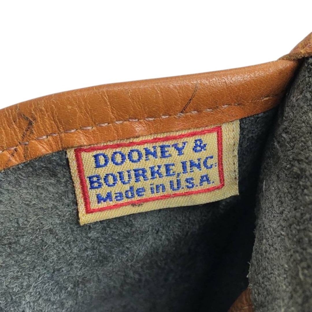 Dooney and Bourke Shoulder Bag, Made in USA, Vintage genuine leather black type Vintage Second Hand