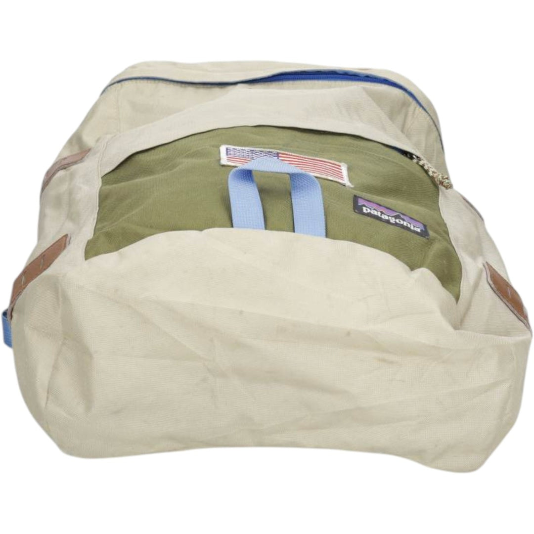 Patagonia Tromilo Pack 48015FA17 American Flag Pattern Backpack polyester Beige type Vintage Second Hand