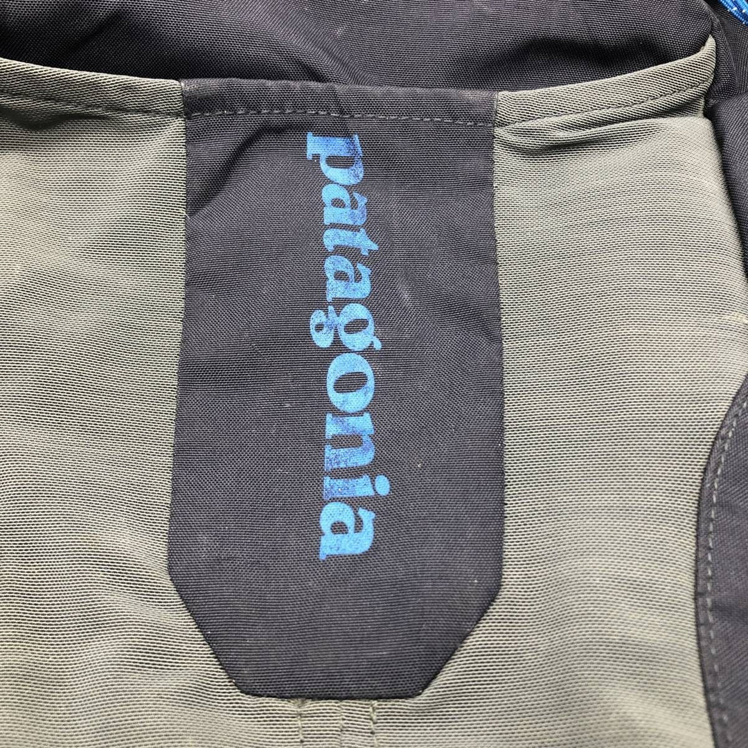 Patagonia Yarba Pack 24L Backpack (Model Number 48030FA14) polyester navy blue type Vintage Second Hand