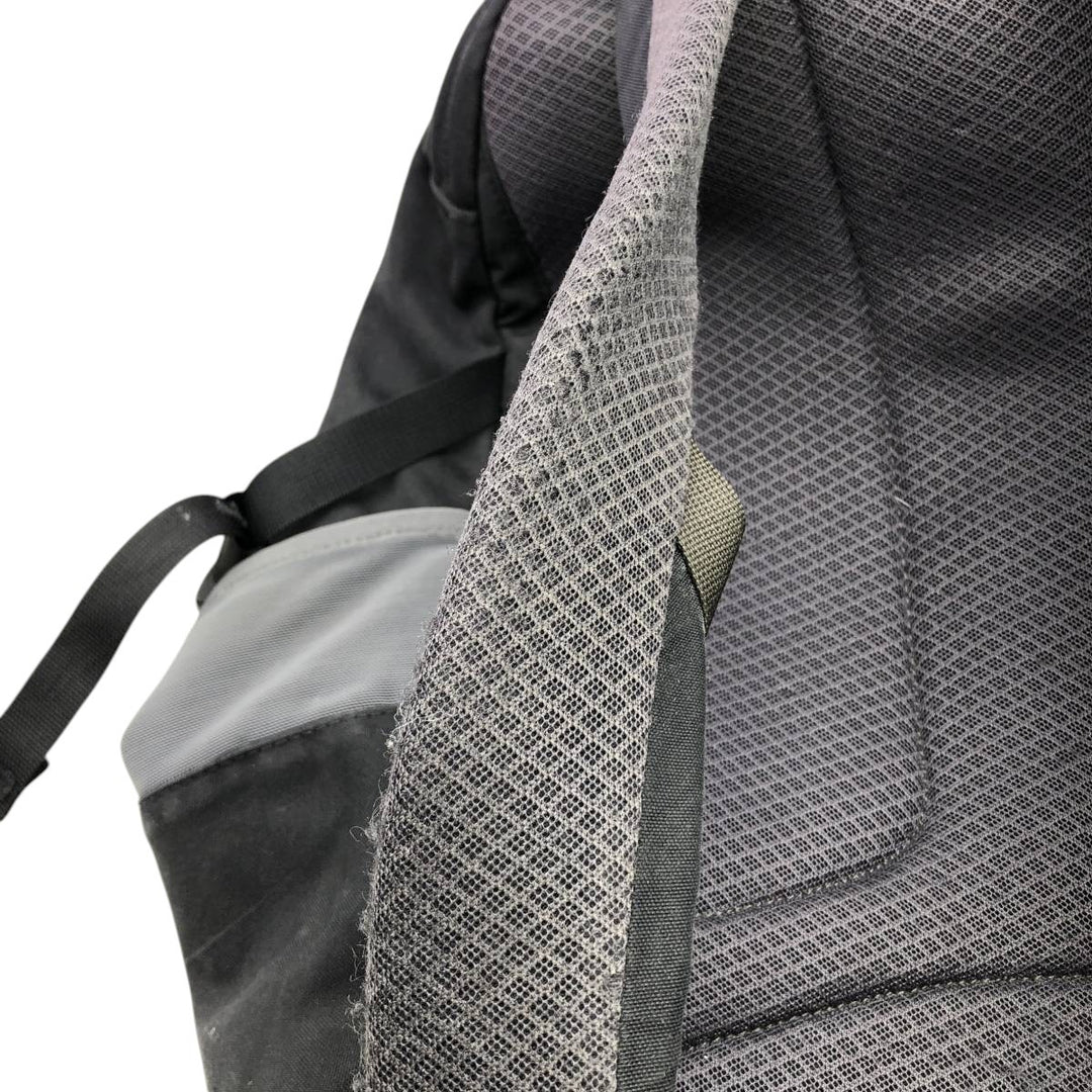 Patagonia REFUGIO PACK 28L Backpack (4791SP15) polyester black type Vintage Second Hand