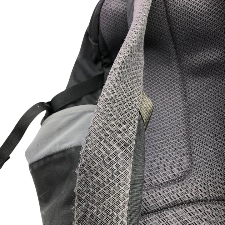 Patagonia REFUGIO PACK 28L Backpack (4791SP15) polyester black type Vintage Second Hand