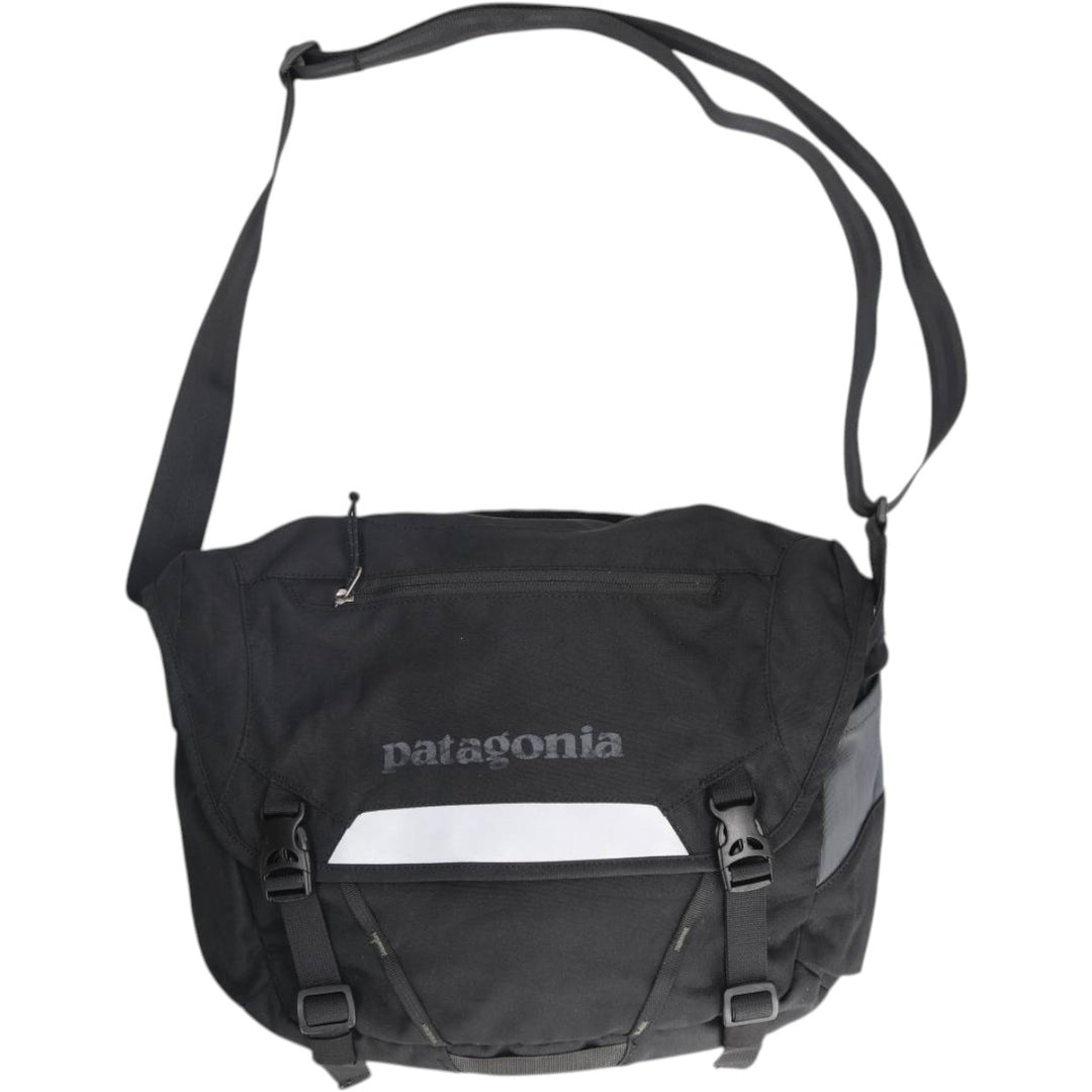 Patagonia Mini Messenger (48320FA16) Messenger Bag polyester black type Vintage Second Hand
