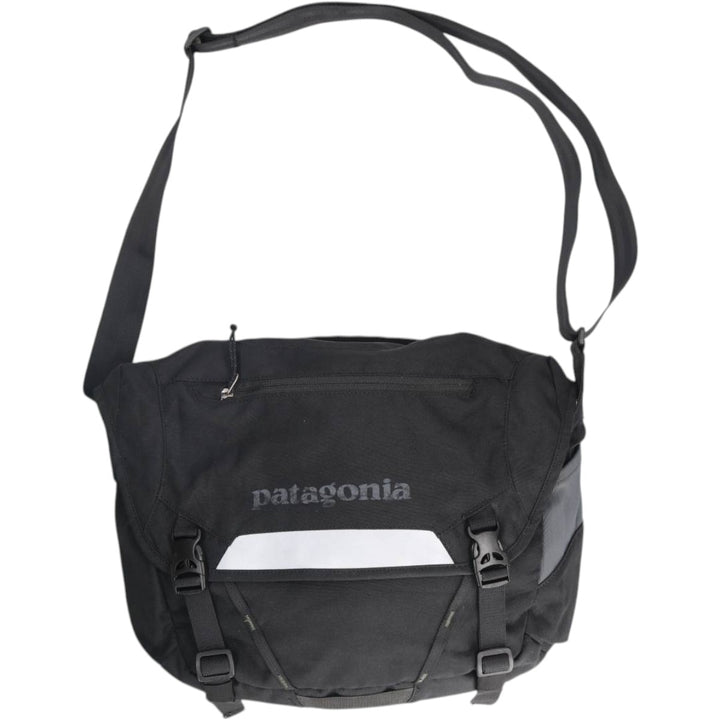 Patagonia Mini Messenger (48320FA16) Messenger Bag polyester black type Vintage Second Hand