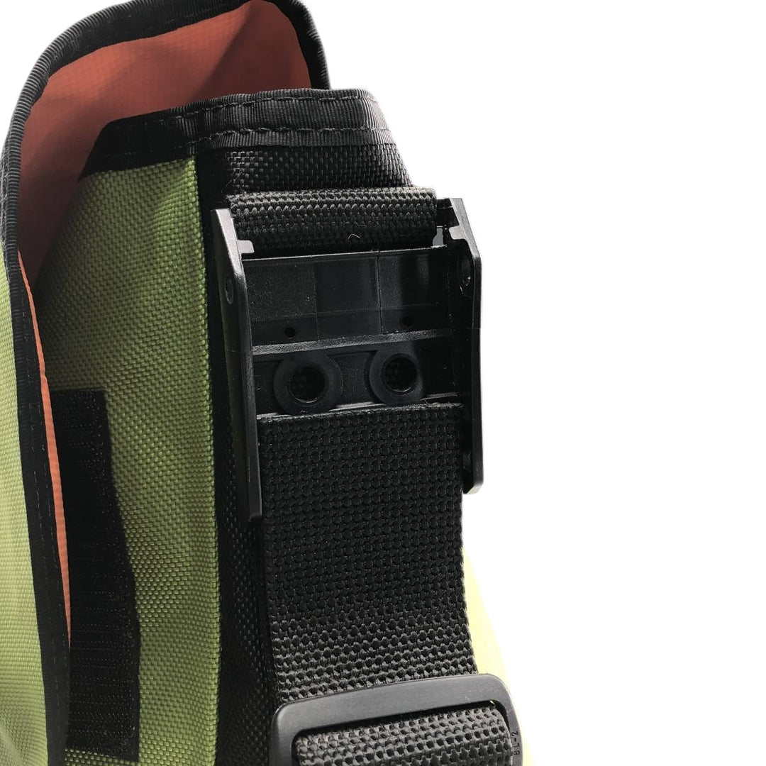 2000'S Timbuk2 messenger bag unclear green type yellow green Vintage Second Hand