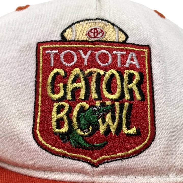 1990'S Toyota Advertising Two-Tone Baseball Cap, Made in USA, One Size Fits All, Vintage unclear white type Vintage Second Hand