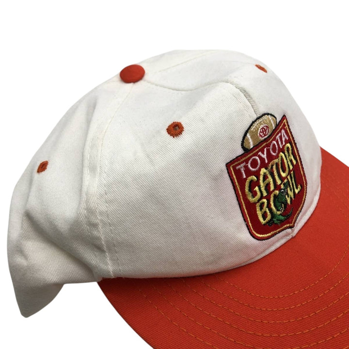 1990'S Toyota Advertising Two-Tone Baseball Cap, Made in USA, One Size Fits All, Vintage unclear white type Vintage Second Hand
