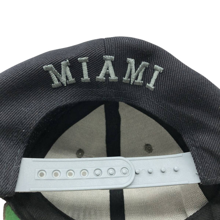 MIAMI Two-Tone Baseball Cap, 6-Panel Cap, One Size Fits All unclear black type Vintage Second Hand