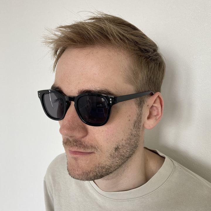 black plastic black type Vintage Second Hand