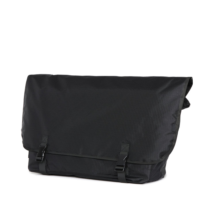 Black PACKING RIP STOP MESSENGER F Nylon black type Vintage Second Hand