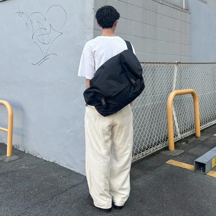 Black PACKING RIP STOP MESSENGER F Nylon black type Vintage Second Hand