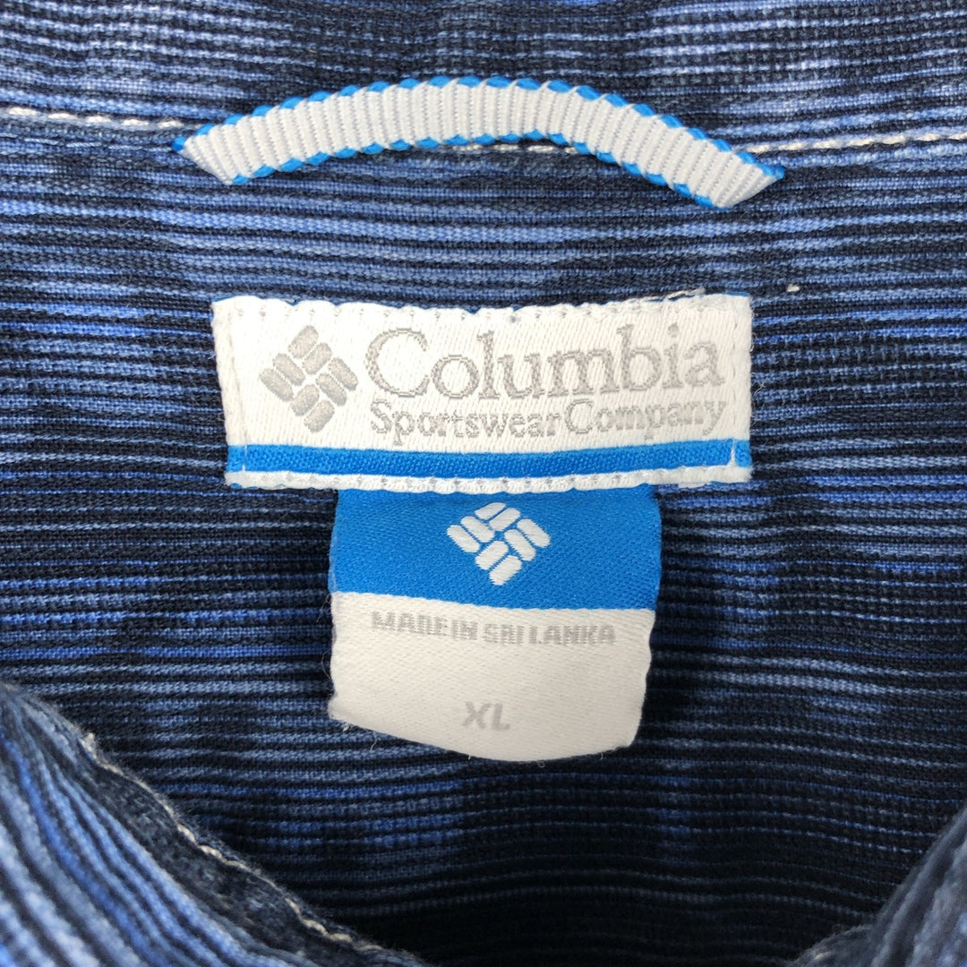 Columbia all-over floral print short-sleeved cotton shirt, boxy fit, men's size XL. cotton Navy blue Vintage Second Hand