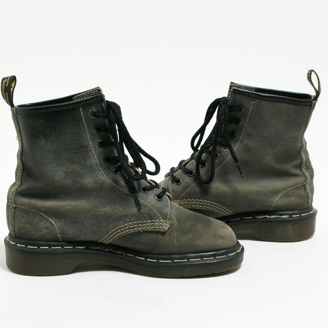 Dr. Martens 8-hole boots made in the UK, UK4 Women's 22.5cm /saa008817