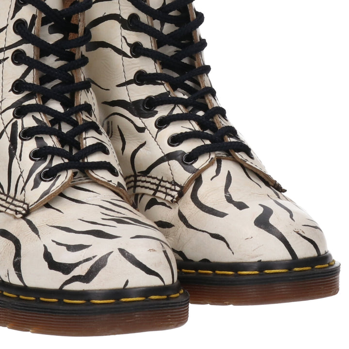 Dr. Martens Zebra Pattern 8-hole boots, made in the UK, UK5 Women's 24.5cm /saa011350