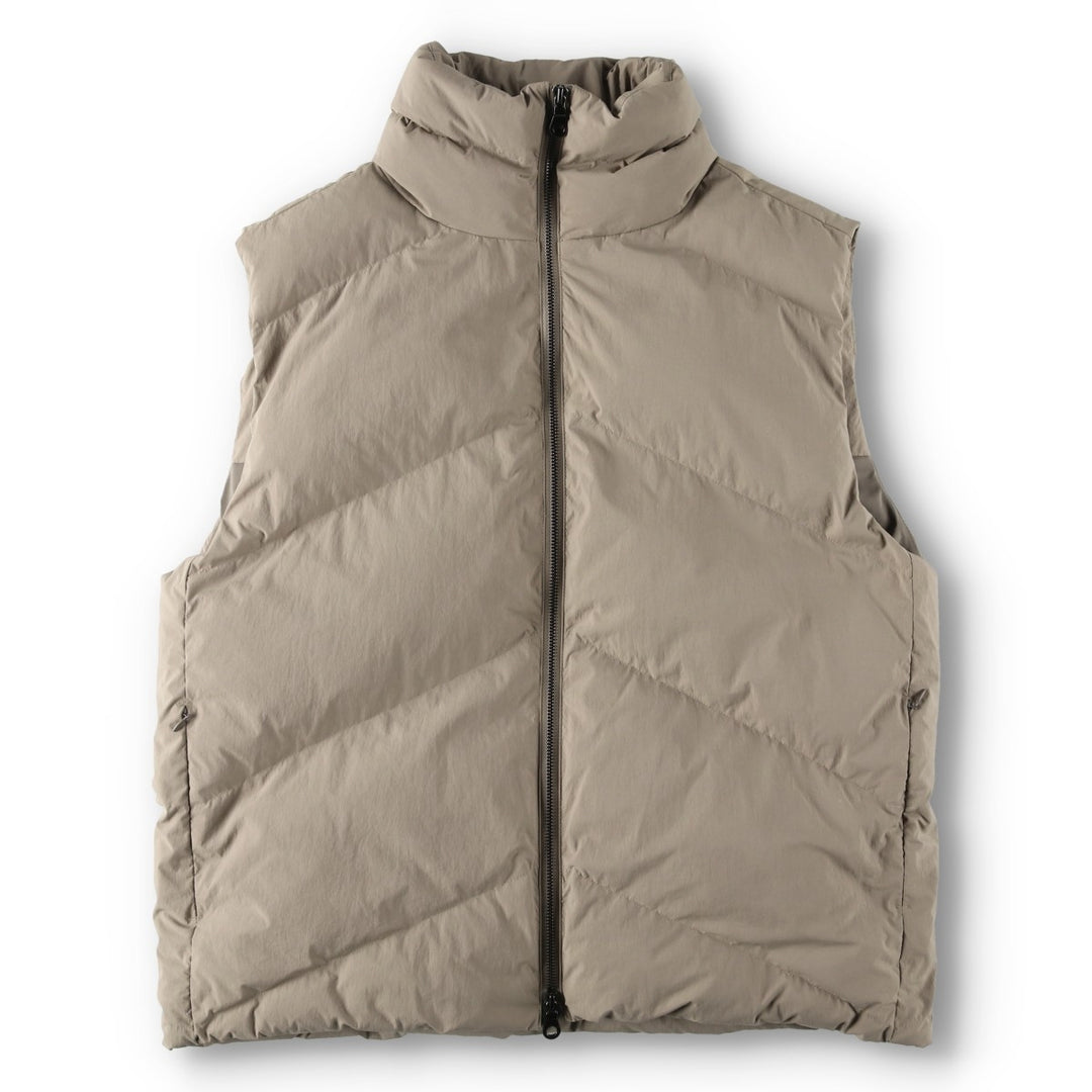 Brand new, unused Studio Nicholson padded vest, men's size S (approx.). Nylon Beige type Vintage Second Hand
