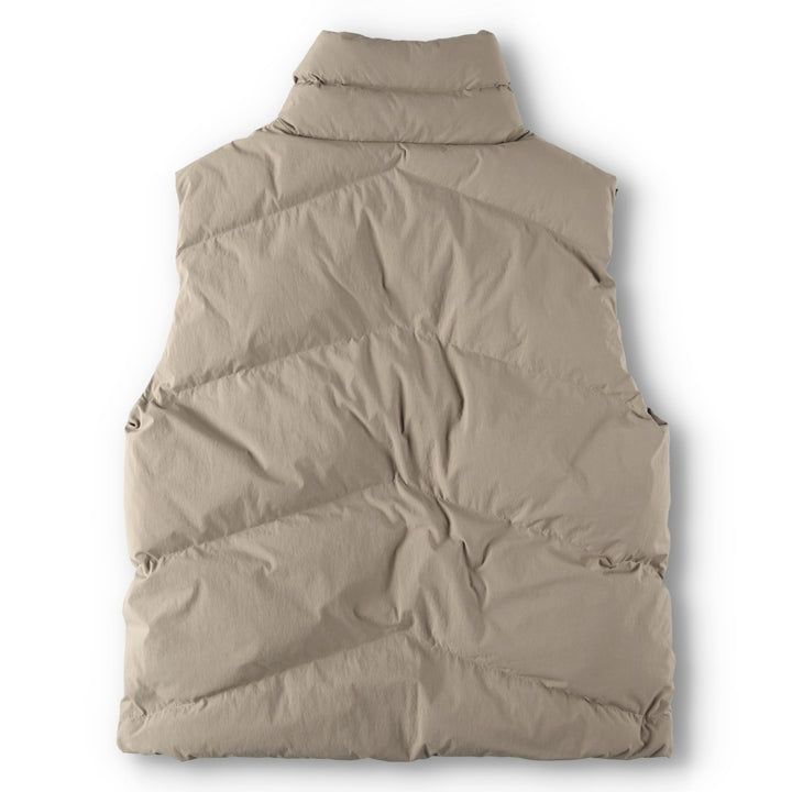 Brand new, unused Studio Nicholson padded vest, men's size S (approx.). Nylon Beige type Vintage Second Hand